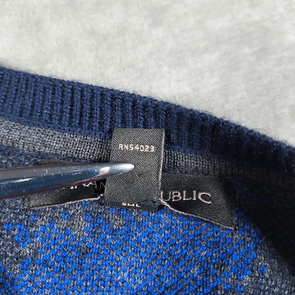 Banana Republic Merino Wool Sweater Mens XL Blue Camo Pullover Crew Neck
